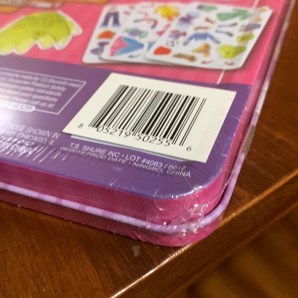 T. S. SHURE- MAGNETIC 🧲 TINS- DAISY GIRLS DRESS UP 🆕 Sealed - Picture 3 of 6